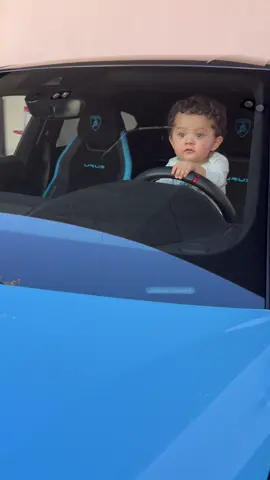 Mi hijo Liamborghini ya tiene una camioneta Lamborghini desde pequeño 😍