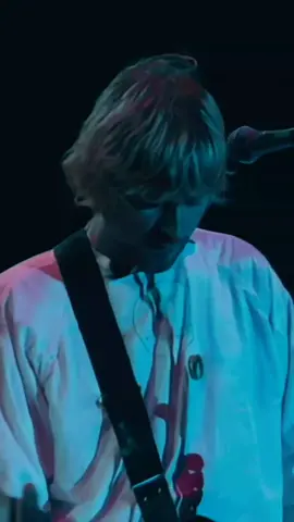 Nirvana playing “D7” at Reading Festival ⚡️ #nirvana #kurtcobain 