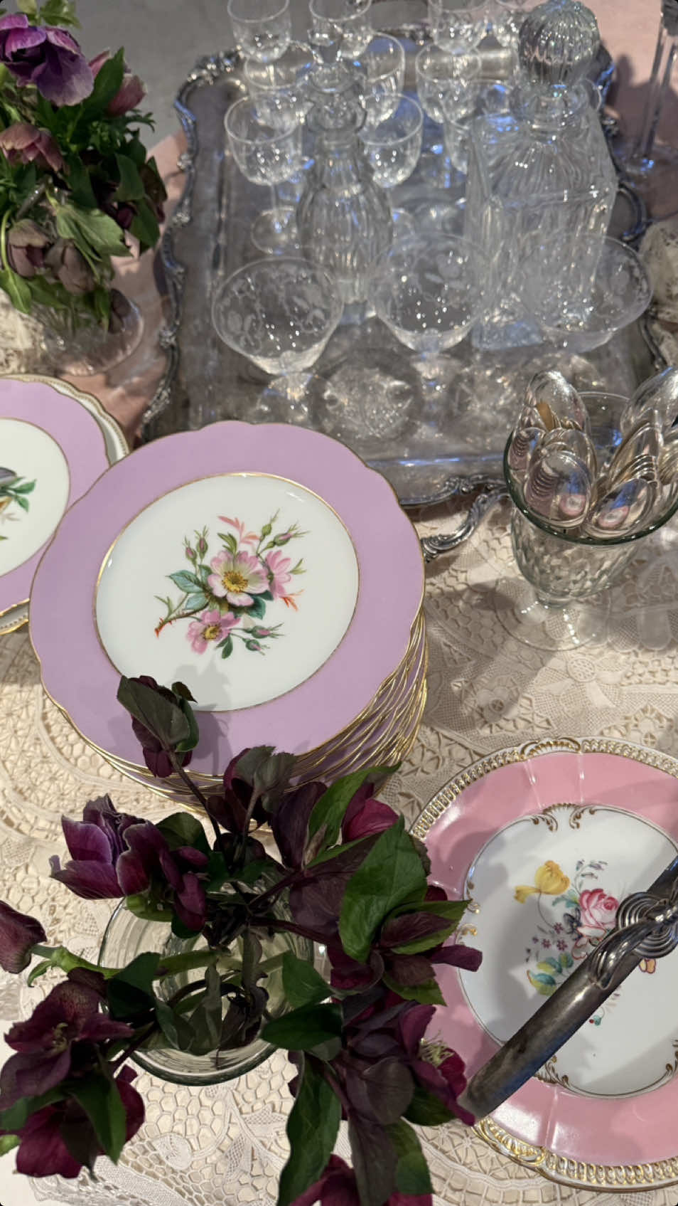 Thanksgiving table in progress. Taking out some favorite antique china, laces, velvet fabrics. Love this family tradition at home 💗 #family #tradition #hamptons #friends #thanksgiving 