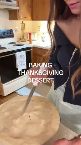 The way he TRUSTED me with this???😭🥧🦃 #taylorandsoph #thanksgiving #baking #pie #applepie 