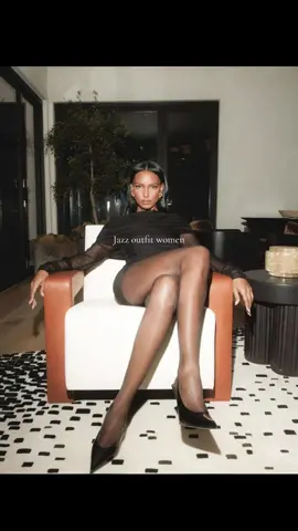 #newyorkcity #nycgirl #newyorker  #jazz #jazzgirl #jazzyvibes #jazztok #classygirl #chocolatebrown #coolgirl #coolgirlaesthetic #fyp #foryoupage #pinterest #moodboard #vintagefashion #quietluxury #quietluxury #oldmoney #oldmoneyaesthetic #oldmoneyoutfits 