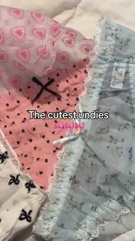 The cutest cintage panties everrr!!! tap to order!!! #vintage #conquette #panties #undie #prettiest #girls #women #tiktokshop 