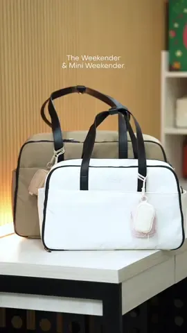 Replying to @peachapie_ 🍑  When the weekend calls, our Weekender bag answers. Take a tour inside the perfect carry-all bag! 💼  #BashManila 