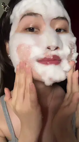 Gemess bgtt busanya🫶🏻😍#focalskin #focalskinid #focalskincare #porefying #bubblecleanser #blackhead #BeautyTok @FOCALSKIN Indonesia 