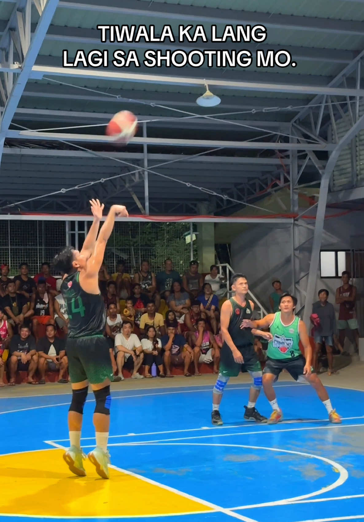 Tiwala ka lang lagi sa shooting mo. 👌🏻 #basketball🏀 #fyp #viral #fypシ゚viral #basketball #highlight #happylife #basketballtiktok #viralvideo #game #life #behappy #freethrow 