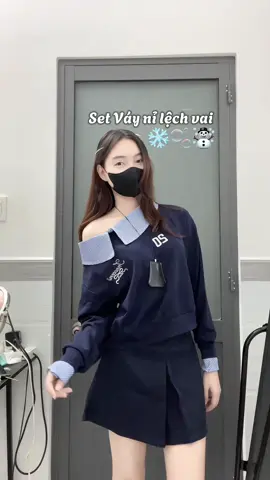 Mua set này chụp noel bao hợp nhe mí bà🎄❄️#xuhuong #setvayni #setvaytrevai #fypシ゚ #thoitrangnu #noel #vaygiangsinh 