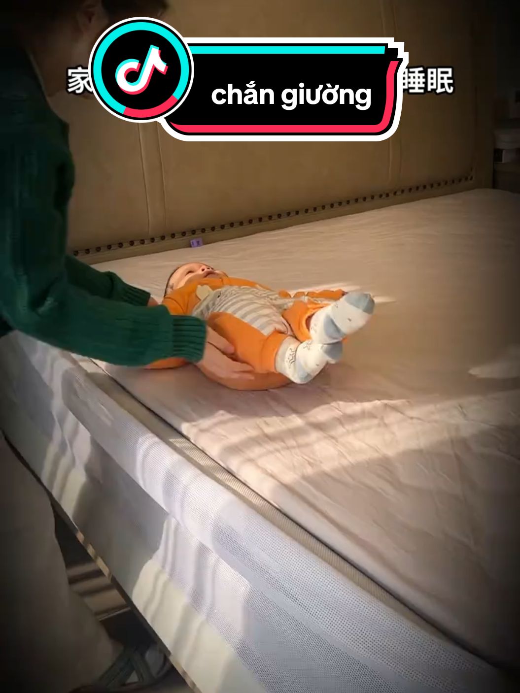 chắn giường cho bé #reviewmevabe #nuoicon #yeucon #mebimsua #chamcon #mevabe #xuhuong #baby 