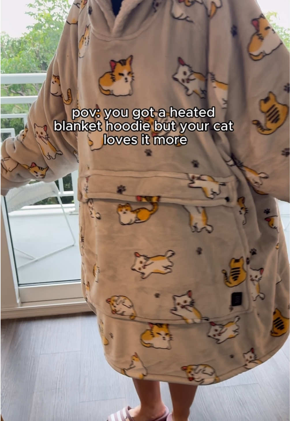 I m the happist cat dad now! #winter #cat 