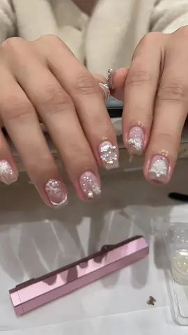 Mẫu nail Giáng Sinh bling ✨ #nails #nailbox #cácmẫunailxinh #mẫunailđẹp #mẫumongdep #nailsartvideos #maunailxuhuong #naildesigns #móngtayđẹp 
