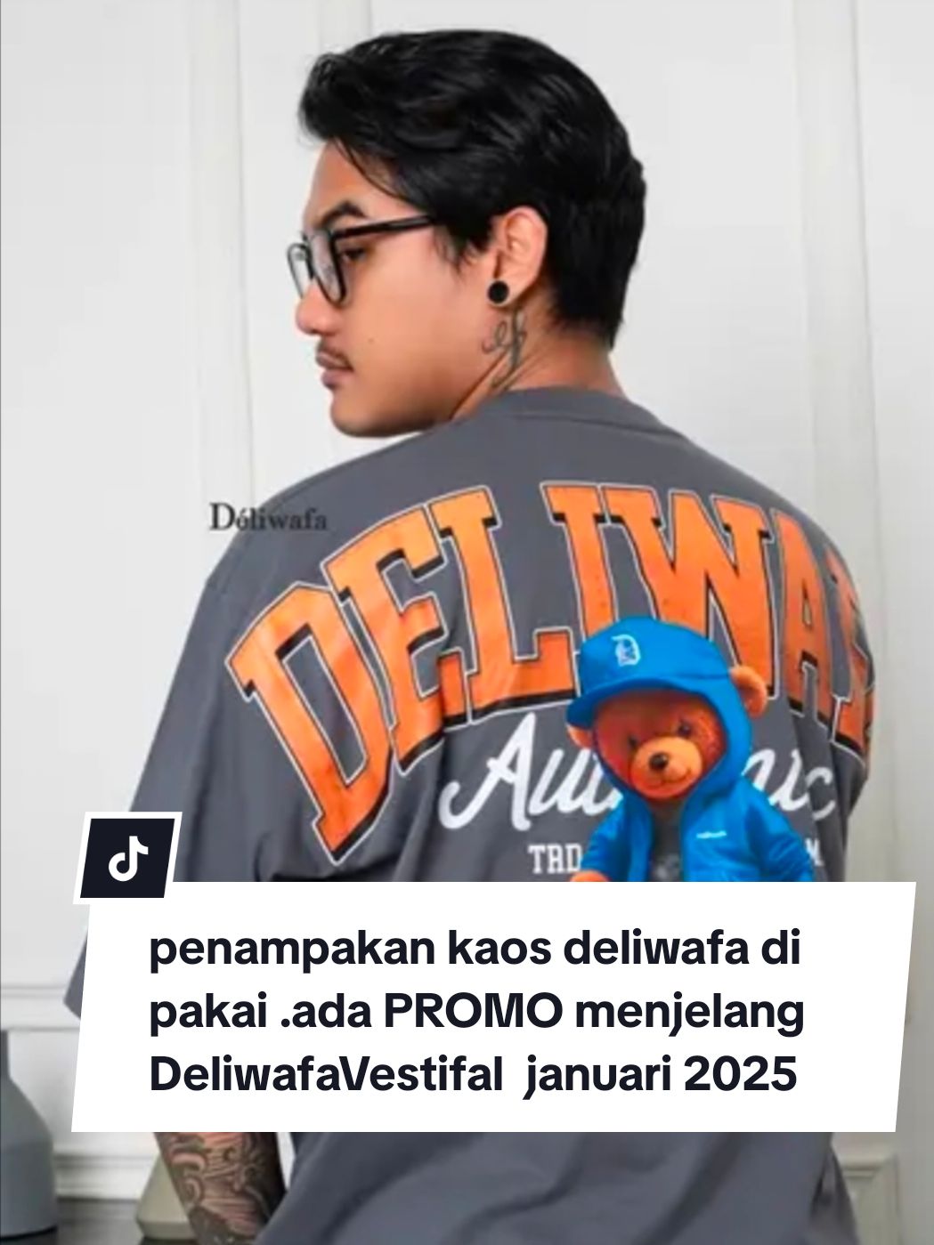 kaos deliwafa authentic keren pas di pakai #deliwafa #kaosdeliwafa #iyunfauzana #liveiyunterbaru #iyunathayaterbaru #papitomli #deliwafavestival2025 #kaoskerendeluwafa #kaosterbarudeliwafa