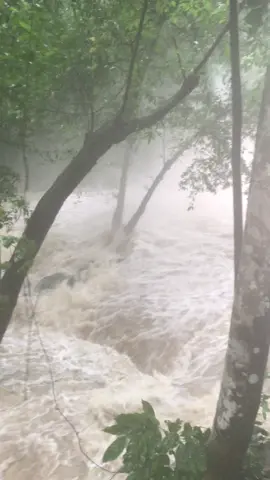 เป็นปีที่หนักที่สุดล่ะ🤲🏻🤲🏻 #น้ําตกโผงโผง #ปัตตานี 