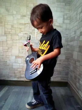 anak kesayangan mama firas Naufal #canonrock #babyboy #hensemboy #malaysiatiktok #fypシ゚  #fyp #fypage #fyppppppppppppppppppppppp 