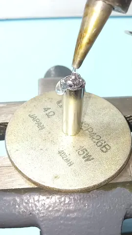 How to make a cool craft. DIY screwdriver extension #DIY #tools #crafts #homehacks #tips #ideas #lifehacks #howto