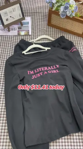 $25 free shipping #bodysuit #oqq #oqqbodysuits #SuperBrandDay #feelinggreatinoqq #fallfashion #tiktokshop #flashsale#oldmoney #spotlightfashion#FallFreshness#trendy#foryou#fyp #fashion#haul#sale #clothes #TikTokFashion #viral#TikTokMadeMeBuylt #sports #sportsjacket #gymwear #GymTok #sportswear Show #treasurefinds #autumn #autumnfashion #winter #clothing 