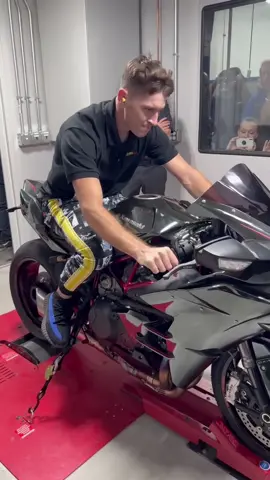 Dyno test h2r #superbike #dyno #viral #biker #h2r #kawasakininja 