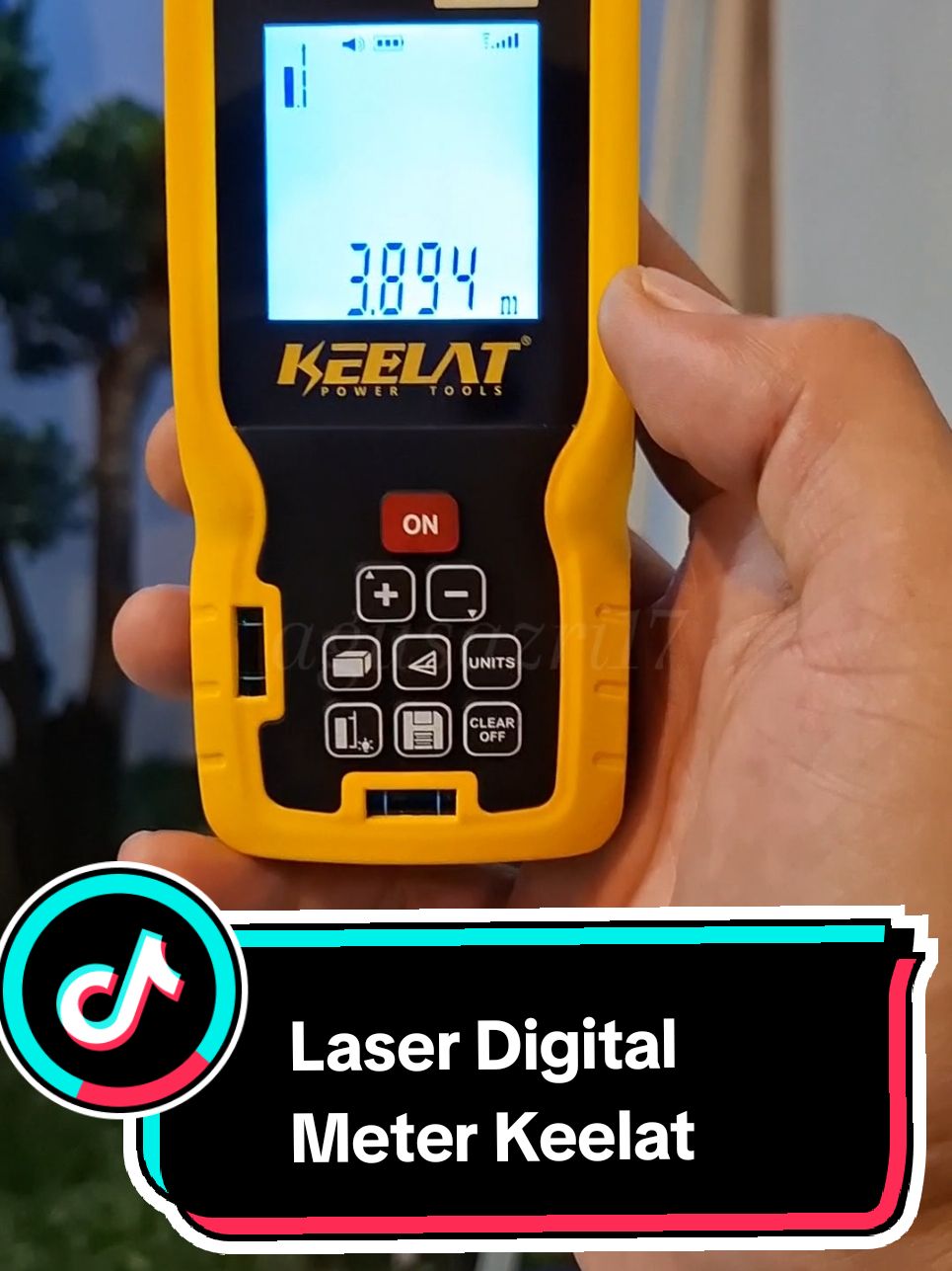 Melakukan Pengukuran tanpa ribet dengan menggunakan Laser Meter Digital dari Keelat #lasermeter #meteran #meterandigital #digitalmeter #keelat #alattukang #promoguncang #wibgajian #paydaysale 