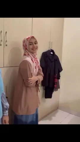 habibah mode #sintyamarisca #hijab #fyp #indonesia🇮🇩  #happyvirus  source: Betari Ayu YouTube Channel