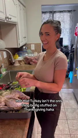 Happy Thanksgiving! 🦃 #couple #couplegoals #husbandwife #comedy #wife #husband #Relationship 