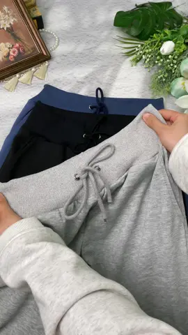 😎 #lowrise #pants : the trendsetter's personal choice ✨ Low-waisted pants are a stylish and personalized choice. 😍 low-waisted features give them a unique look. With different styles and fabrics to choose from, they give a unique advantage to any outfit. 😜💯 #pants #trousers #lowwaist #drawstring #slimming #fashion #leisure  #fall #summergames #fallfreshness #TikTokMadeMeBuyit #spotlightfinds #spotlightfashion #fypage #dealsfordays #giftfromtiktokshop #tiktokshop #halaratiktokshop #fashiontiktok #tiktokshopbacktoschool #falldealsforyou #spotlight #blackfridaysales #tiktokmademebuylt #tiktokshopblackfridayor #tiktokshopcybermonday #tiktokshopblackfriday  #tiktokshopcybermonday  #spotlightfinds 