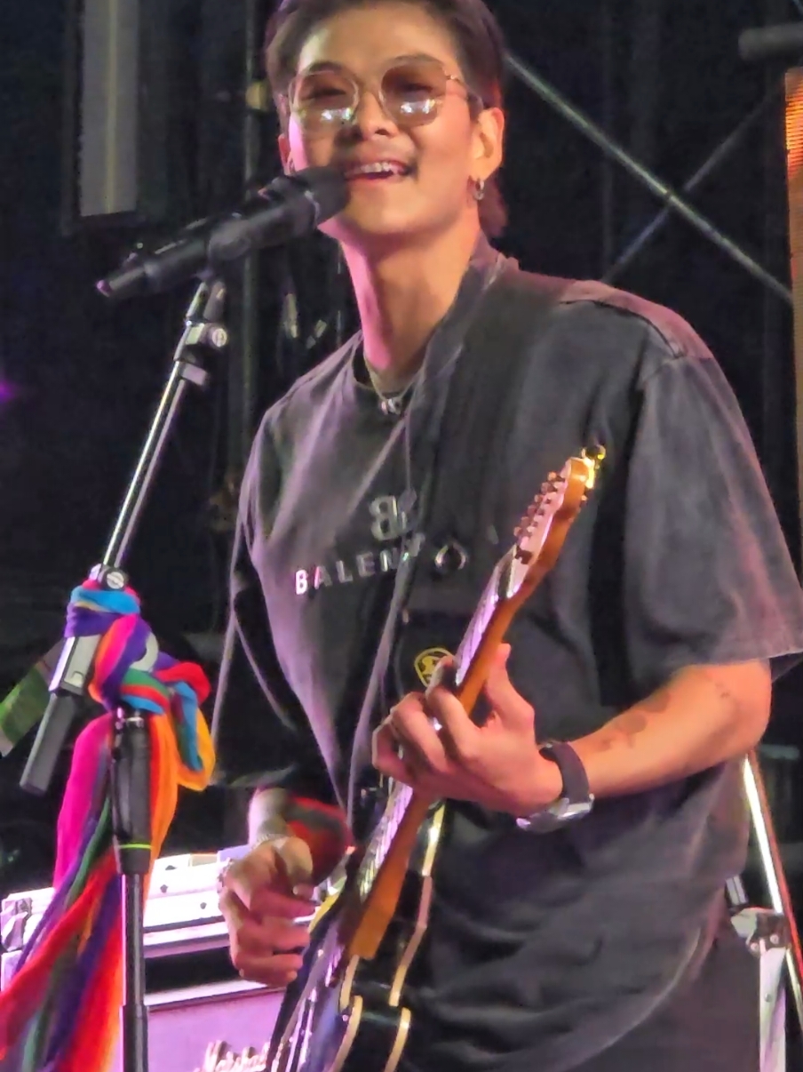 จังหวะนี้ -เม้กอภิสิทธิ์  #จังหวะนี้ #จังหวะนี้มันต้องมีเหล้าขาว🤪🤪 #เม้ก #เม้กอภิสิทธิ์ #เม้กอภิสิทธิ์🐯💕 #เม้กอภิสิทธิ์😼🎶  #22ndAnniversaryCOMMANDERCITY #BURIRAM #commandercity2024 