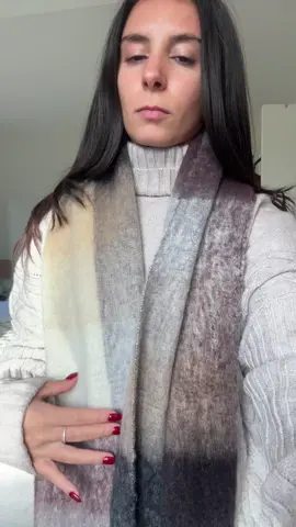 The amount of compliments I got on this set…..👀 #tiktokshopblackfriday #tiktokshopcybermonday #matchingset #knitpants #winterfashion 