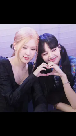 missing them together #chaelisa #chaelisaedit #lisa #lalisa #lalisamanoban #lisaedit #lisablackpink #rosé #roséedit #blackpink #blackpinkedit #kpop #kpopedit #kpopfyp 