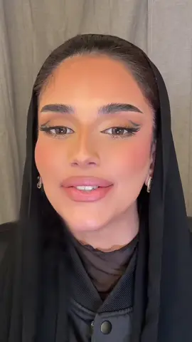 المحدد الجميل من ماك BEIGE TURNER #maccosmetics #iwearmac #beigeturner 