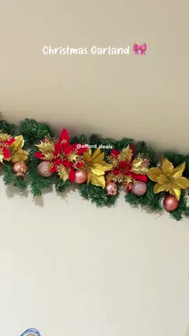 CHRISTMAS GARLAND WITH ORNAMENTS 🤩🫶🏻 #afford_deals #christmasgarland #garland #garlandforchristmas #christmasdecor #merrychristmas 