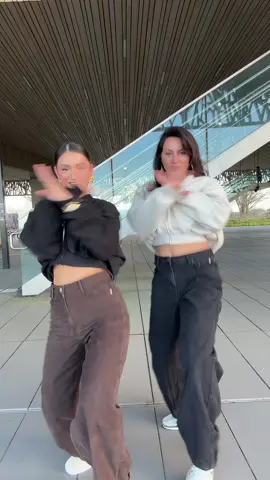Give us motivationnnn🤍🤎 #dance #fyp dc: @Zoe Baptiste 
