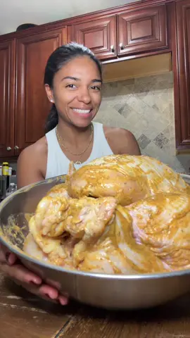 I like starting my prep at 2 am 🫶🏾 btw this is the biggest turkey I have ever prepped at 24lbs 😮  #thanksgiving #mealprep #Foodie 