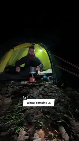 Camping in winter ❄️🏕️  Testing my winter camping set up ready for the 100 mile West Highland Way hike next week in scotland! 🏴󠁧󠁢󠁳󠁣󠁴󠁿  According to the car it dropped down to -5 degrees… so that is a succesful mission in my eyes 👍  Tent - Hilleberg Soulo  Sleeping Bag - Big Agnes torchlight UL 20  Sleeping Pad - Sea to summit ether Light XT Extreme  This gear is all mega expensive, there are plenty of cheaper options out there, i just use it soo much i get my moneys worth (i think) 😂  #Hiking #camping #Outdoors 