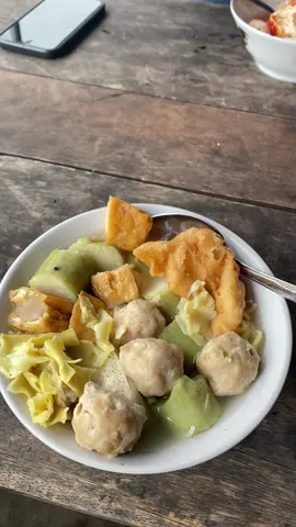 bermain lah biar kamu tau apa arti kebersamaan saat berkendara, Madiun-surabaya-sumatra😇💪🏼mugo sok mben iso kumpul maneh#bromo #jalanjalan 