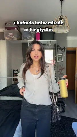 💃🏻 #university #outfit 