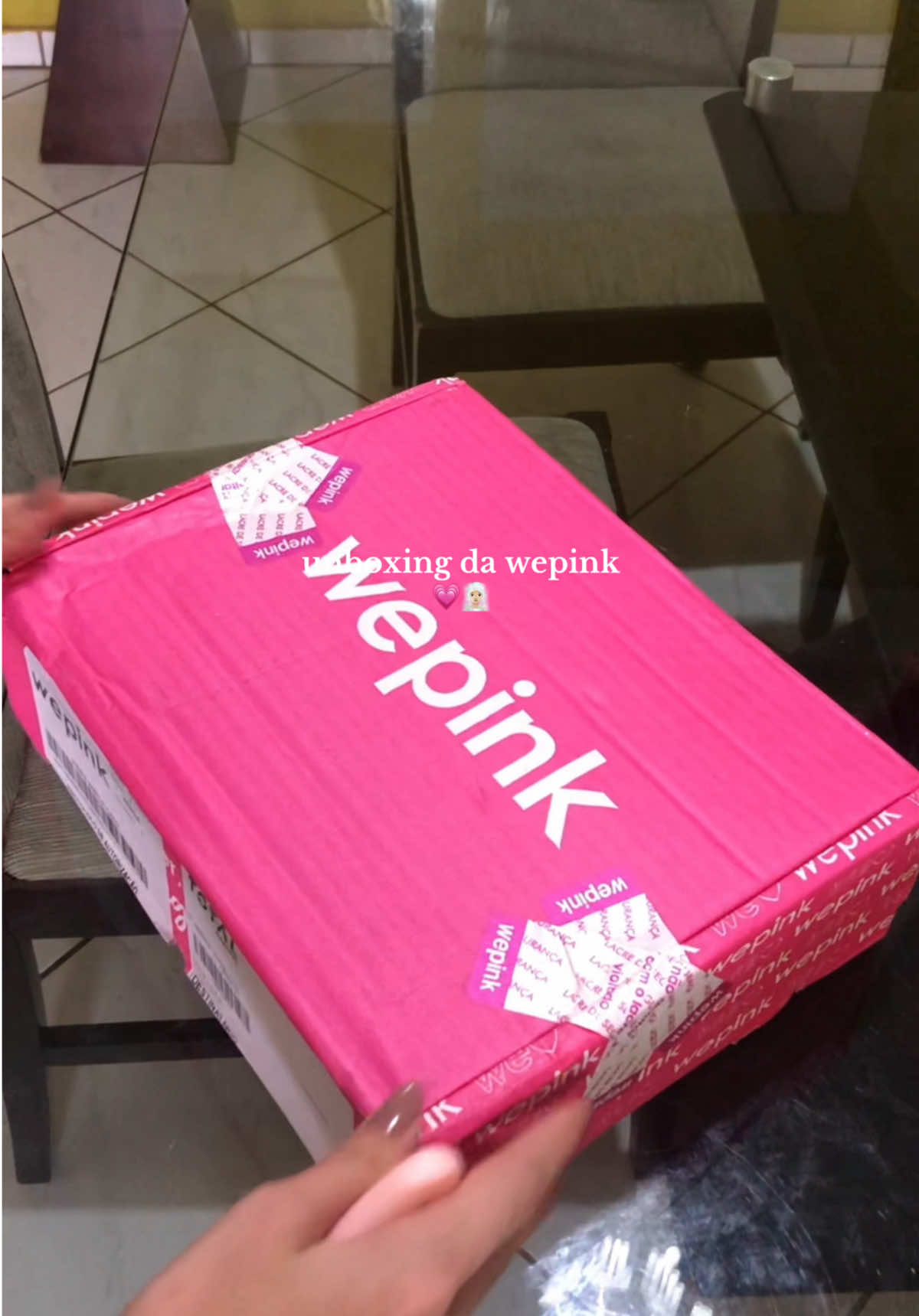 Umboxing da wepink 🧖🏼‍♀️🩷 #perfume #wepink #perfumewepink #virginia #vaiprofy 