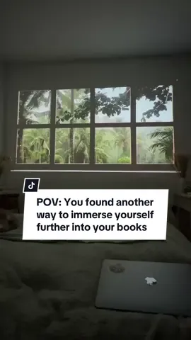 I don’t think I’ll be leaving my bedroom anytime soon. I’m currently reading The Year of Magical Thinking by Joan Didion and I’m off to find the perfect depressing projctor window to complete the mood. #projectorwindow #roommakeover #projector #readingambience #readingnook #immersivereading 