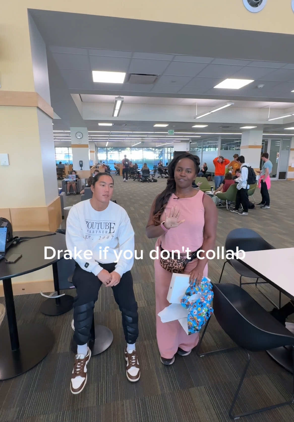 She really walked right past the mystery imposter #drakeplscollab 