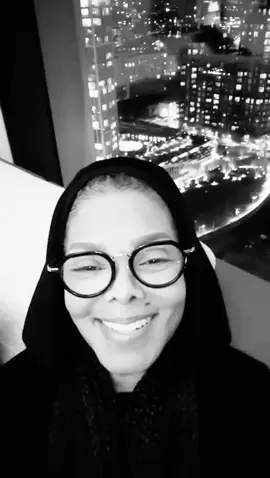 Thank YOU! I love you! See u soon! 😘