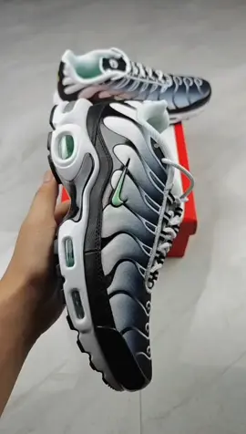 Nike Air Max TN Plus 📦 Link na bio do insta 📌 . . . . #foryoupage❤️❤️ #fyp #loja #nike #tenis #rumo10k 