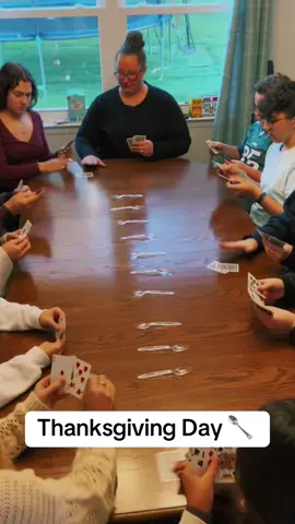 Thanksgiving Day 🥄  #games #spoons #turkeyday #fyp #foryou #foryoupage #foryourpage #fypシ #trending #viral #omg #wow #facts #thanksgiving #thanksandgiving #thanksgivingdinner #thanksgivingvibes #turkey
