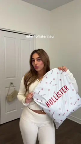 im a camo girl now 🤝 @hollister #OOTD #outfit #outfitinspo #clothinghaul #outfitideas #winterfashion 