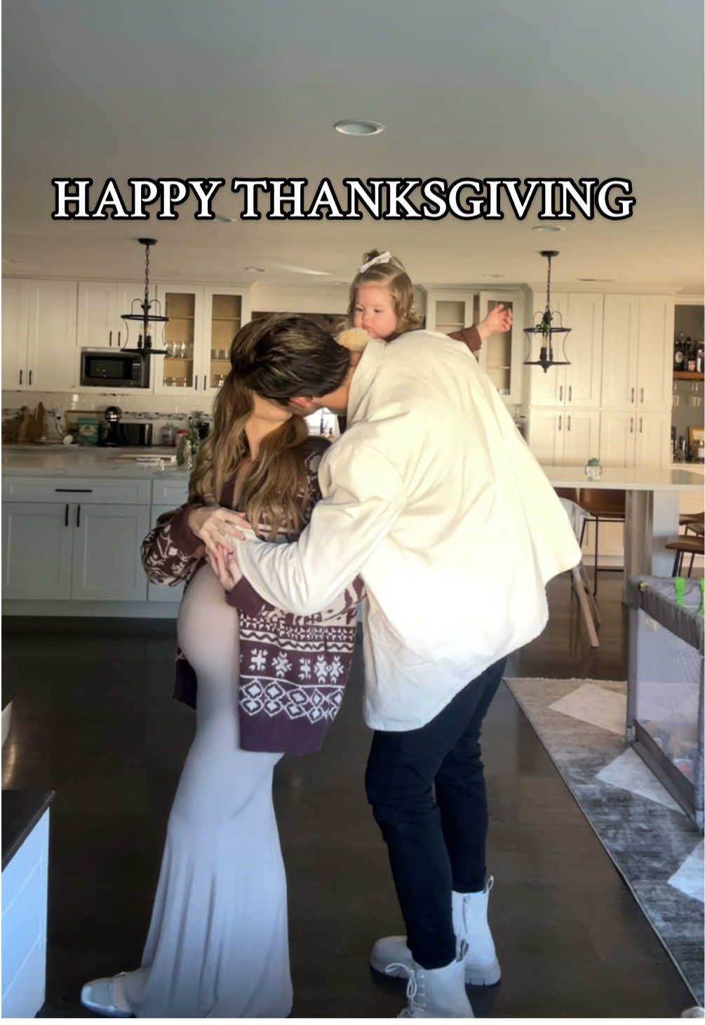 Happy thanksgiving everyone 💛💛💛💛 so grateful for all of you. Have a safe holiday 😘@Chase Mattson