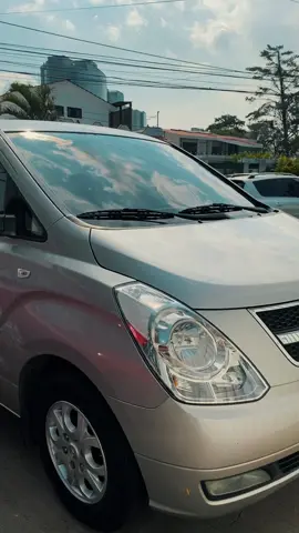 Se vende Microbus Hyundai Starex 2010!🏎️ 💨Motor turbo diésel  🛞 Bien enllantada  ❄️Doble AC  🪟 Polarizado 3M  ⚓️Jalador, parrilla  ❌nunca chocada  ✅automática  💺12 pasajeros  🛣️121,000 kms reales ¡¡¡Lista para viajes!!! 🔄Se recibe vehículo como parte del pago a precio de reventa 💳Aceptamos visacuotas Traspaso obligatorio Precio: 🔥Q70,000🔥 negociables 💬Info: inbox, 📞WhatsApp 54078424  #Guatemala #ventacarros #microbus #microbusero 