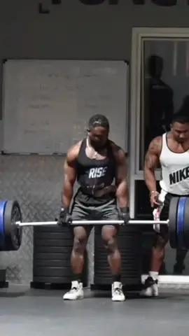 Prank goo #anatoly #prank #gym #pranks #funny #foryou #fyp #Fitness #trend 