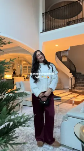 DAY OF OUTFITS!!! Thanksgiving edition 🤎 all 🔗 in my LTK & ShopMy! Comfy and cozy vibes only! #dayofoutfits #whatiworetoday #ootds #thanksgivingoutfit #holidayoutfit #cozyoutfit #comfyoutfits #outfitinspo #comfystyle 