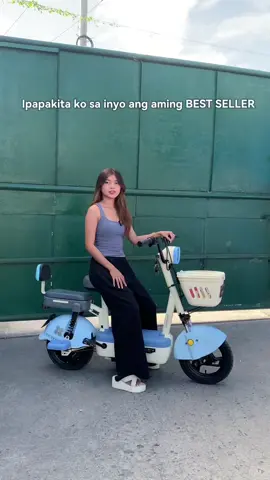 𝒮𝓊𝓃𝓈𝒽𝒾𝓃𝑒 𝑀𝑜𝒹𝑒𝓇𝓃🌼 Motor:      350w Battery:    48v20ah Speed:       30-40kw/h Range:       30km Load:          90-120kgs Tire:            14 #ebikes #ebikeshop #sandybikes #youaremysunshine #3wheels #PradoEbike  #electricbike #marketplace