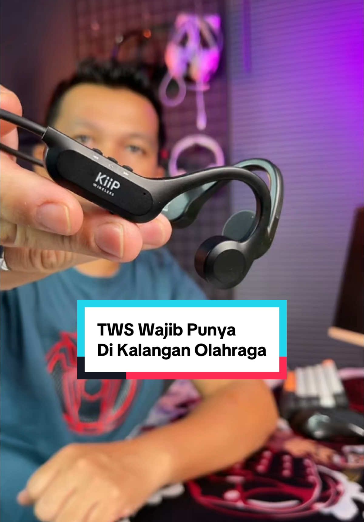 TWS KiiP DTS10 Ini lagi Tren di Kalangan Para Pecinta Olahraga #kiipdts10 #kiipdts10boneconduction #twsolahraga #twsbluetooth #headsetbluetooth #headsetolahraga 