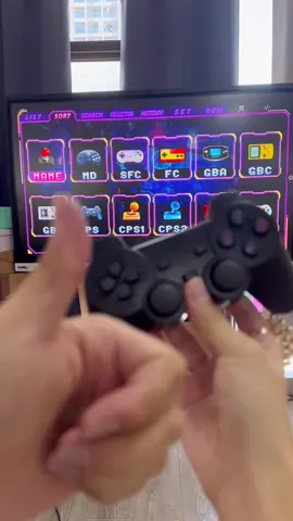 a great christmas present for that retro gamer #retrogaming #christmasgift #christmasgiftideas #blackfridaysale #tiktokmademebuyit #tiktokshopblackfriday #tiktokshopcybermonday #spotlightfinds #christmas #blackfriday #TikTokShopHolidayHaul 