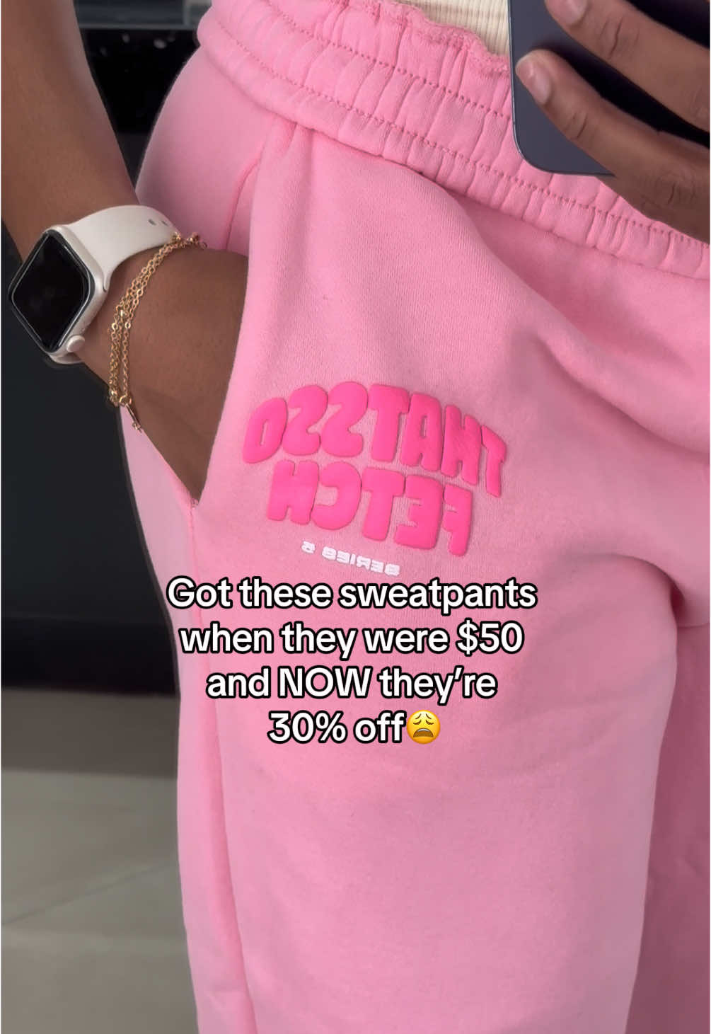 These sweatpants are way tooo cozy and cute💕🥺 #sweatpants #tiktokshopblackfriday #tiktokshopcybermonday 