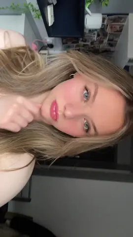 GRWM for a library day!! #grwm #getreadywithme #makeup —— @CeraVe @L’Oréal Paris @Hourglass Cosmetics @Benefit Cosmetics @Benefit Cosmetics UK @Clinique @Clinique UK @No7 @urban decay 