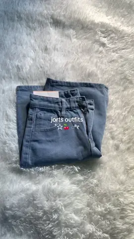#outfit #outfitinspo #outfitideas #jortsoutfit #jortsstyle #jorts 